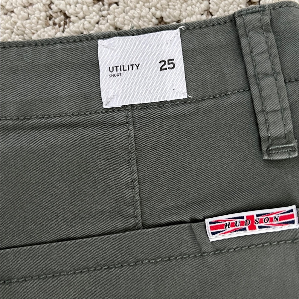 Hudson Jeans Olive Cargo Shorts NWT - Picture 5 of 6